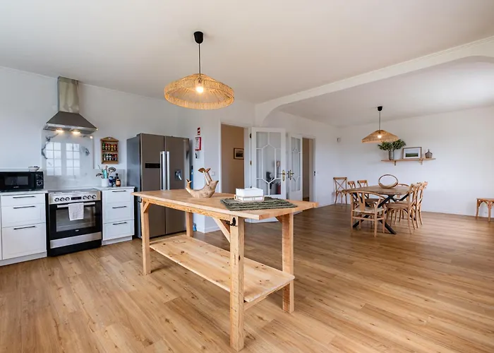 Hydrangea House Villa *